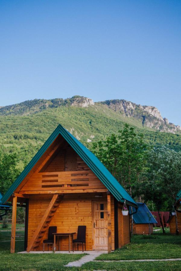 Camp Sutjeska Hotell Tjentiste Eksteriør bilde