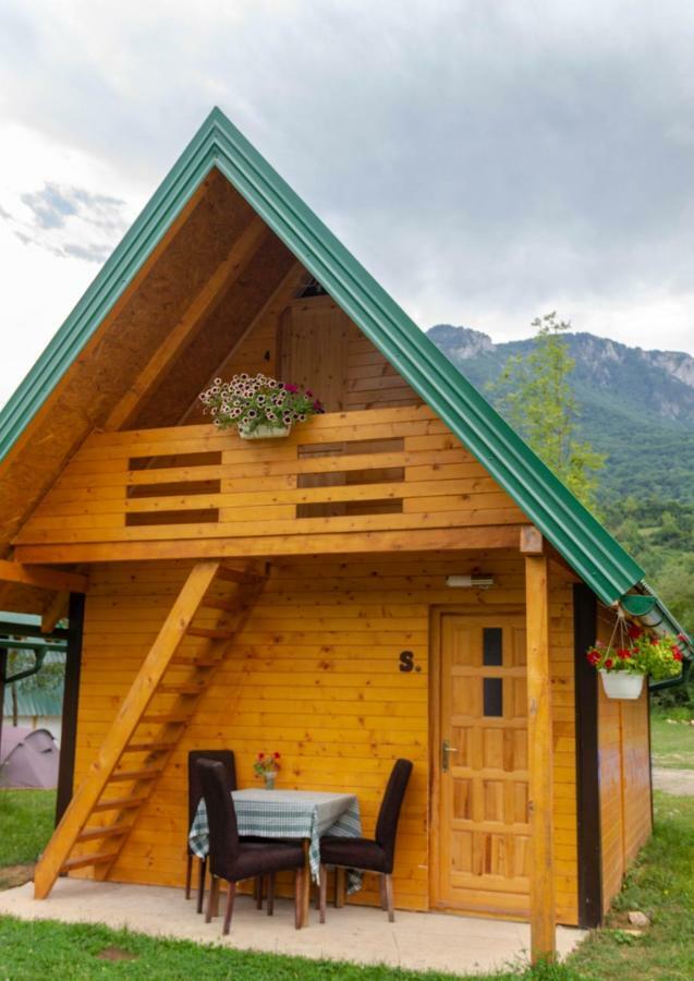 Camp Sutjeska Hotell Tjentiste Eksteriør bilde