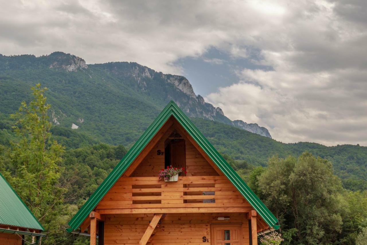 Camp Sutjeska Hotell Tjentiste Eksteriør bilde